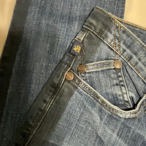 Rock & Republic Blue Straight Leg Jeans - Picture 3 of 9